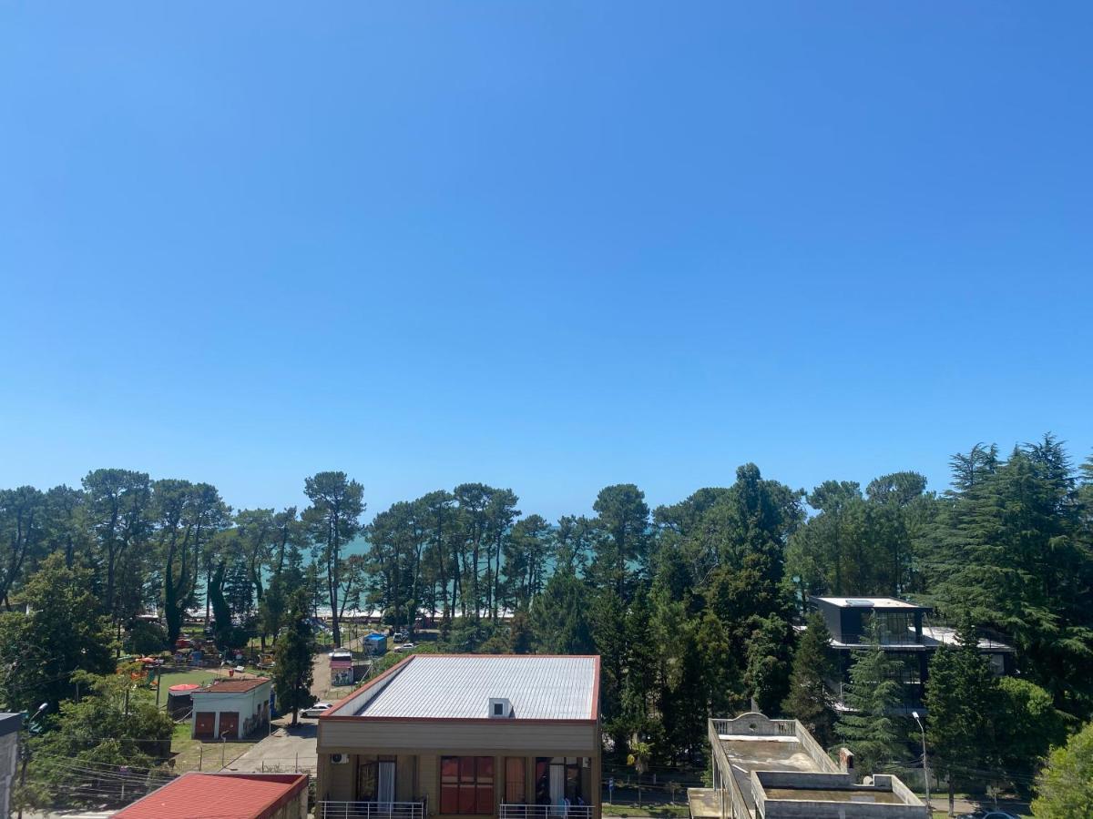 Majestic Hotel Kobuleti Bagian luar foto