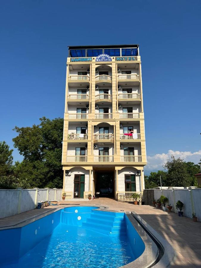 Majestic Hotel Kobuleti Bagian luar foto